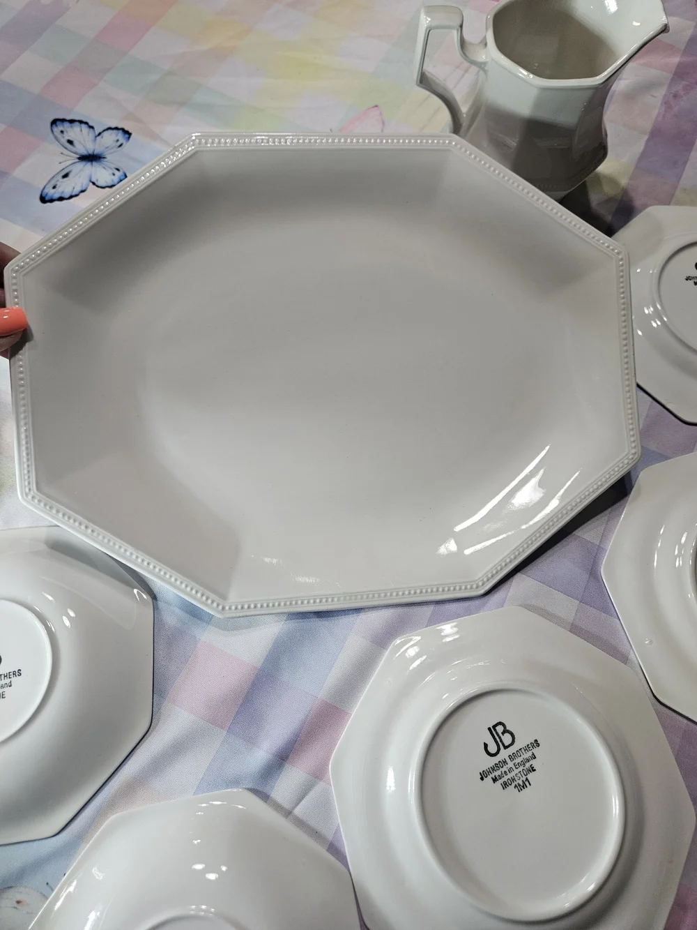 Vintage Johnson Brothers Heritage White‎ Ironstone 7-Piece Serving Set